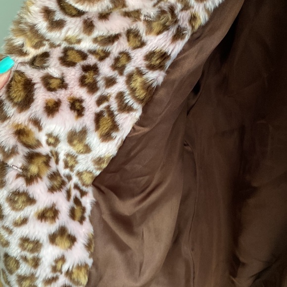 Gymboree adorable , leopard coat L - Picture 3 of 5